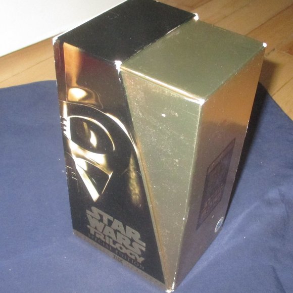 Star Wars Trilogy VHS Triple Pack Three Movie Boxset from 1997 - Picture 3 of 10